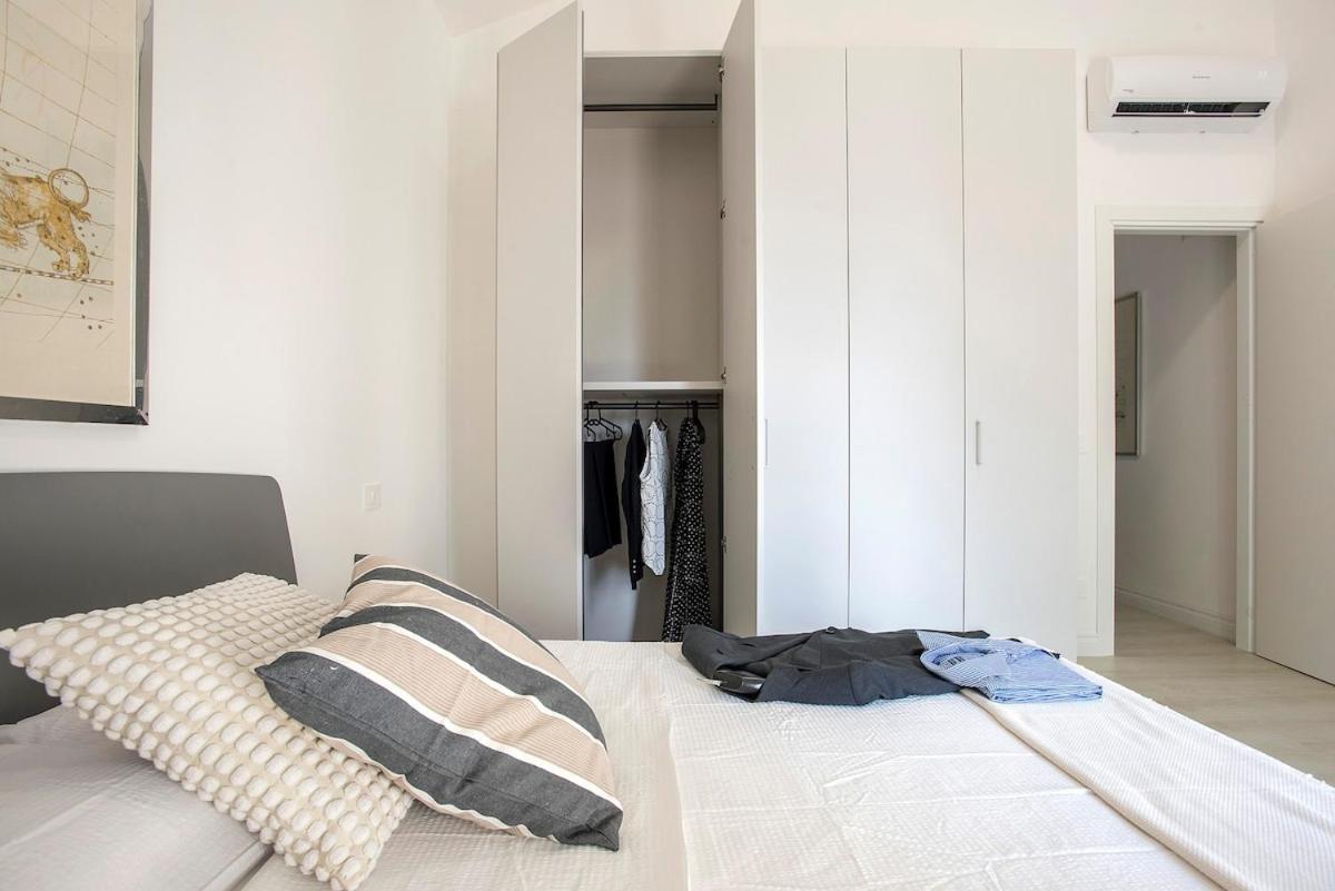 Apartment Urban Oasis With Patio For 5 Guests - Reserved Parking - Termini Rom